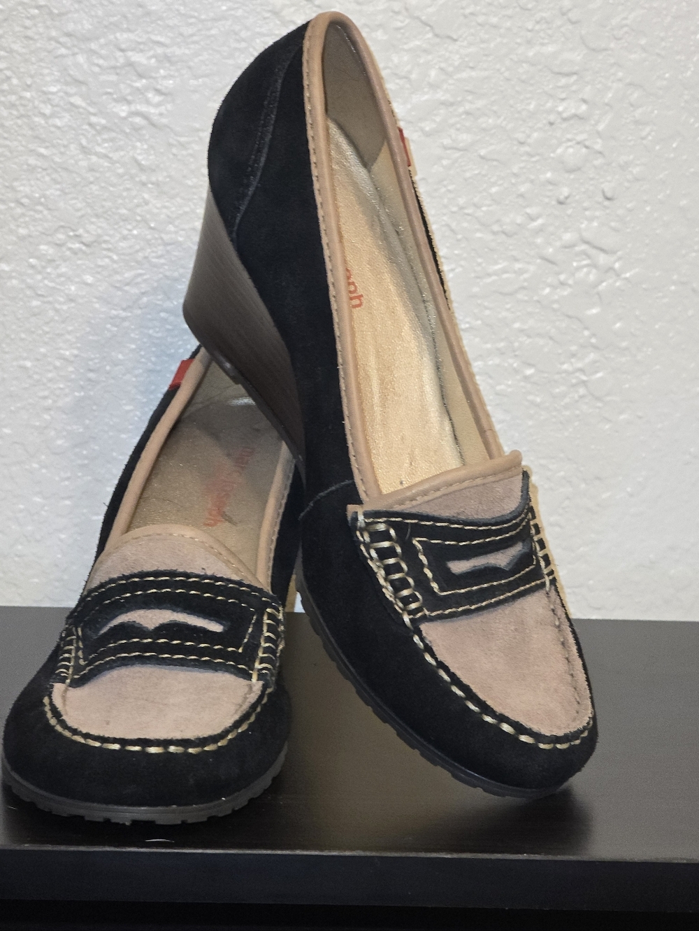 Vintage Marc Joseph NY Suede Wedge Loafers Size 7 Black Taupe